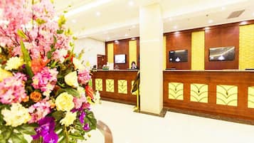 Quầy tiếp tân