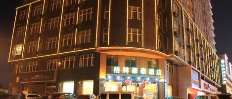 Front of property – evening/night