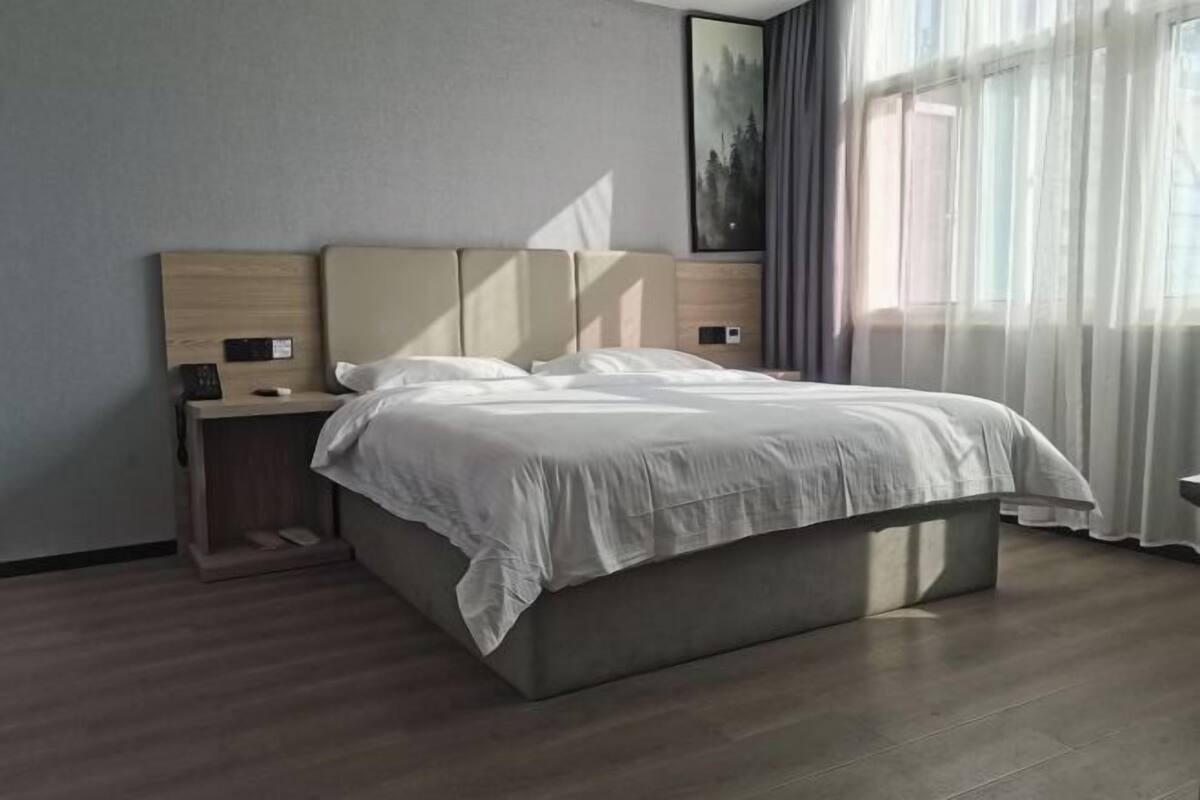 Blackout curtains, iron/ironing board, free WiFi