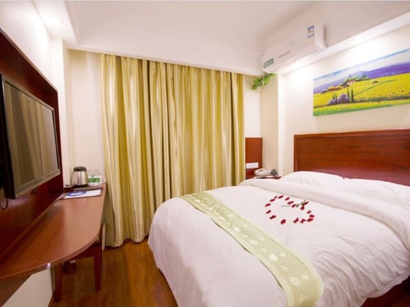 In-room safe, blackout drapes, iron/ironing board, free WiFi