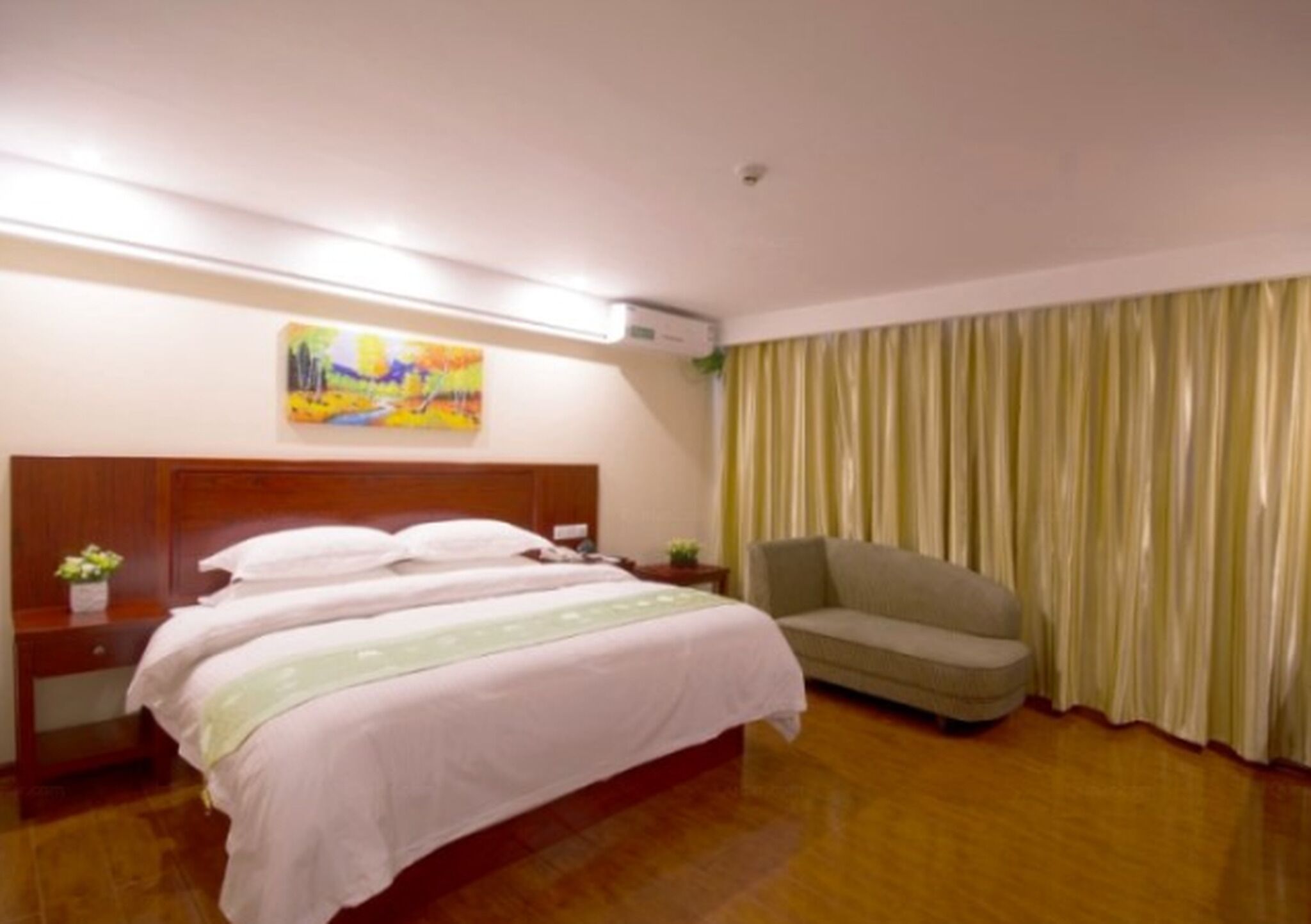 In-room safe, blackout drapes, iron/ironing board, free WiFi