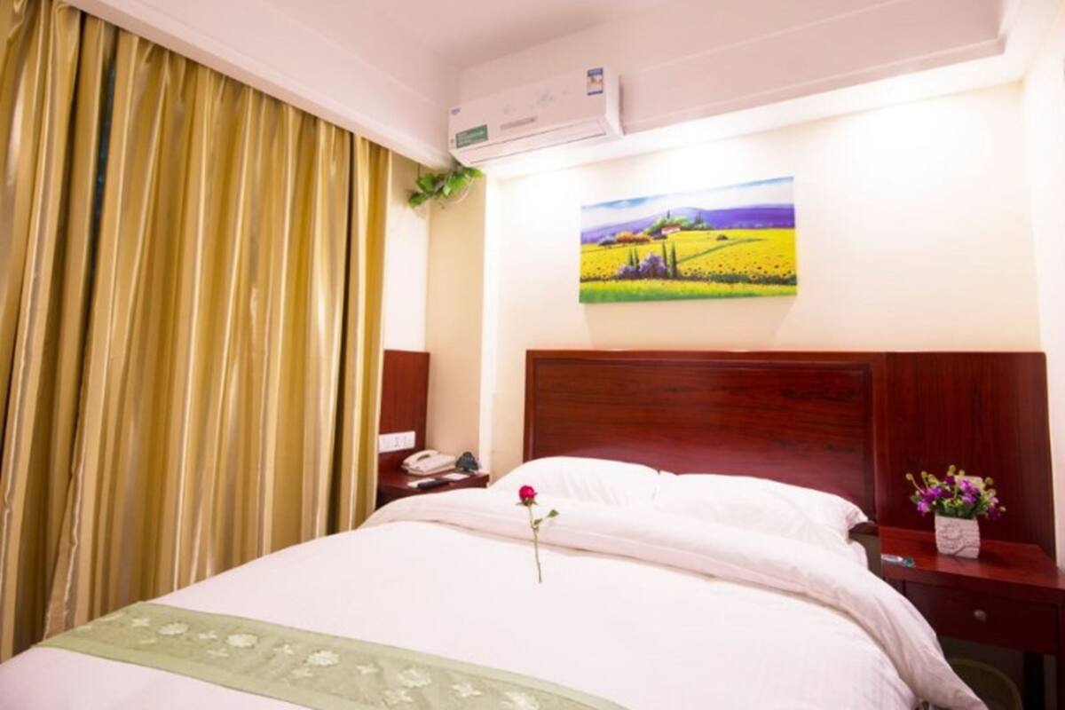 In-room safe, blackout drapes, iron/ironing board (on request)