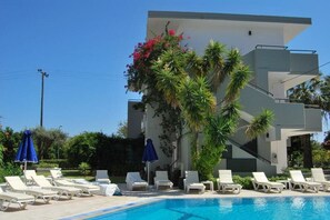 Outdoor pool - Artemis Studios (Rhodes)