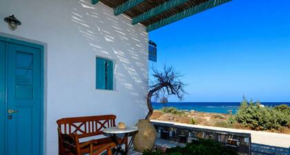 Anemoessa Rooms & Studios