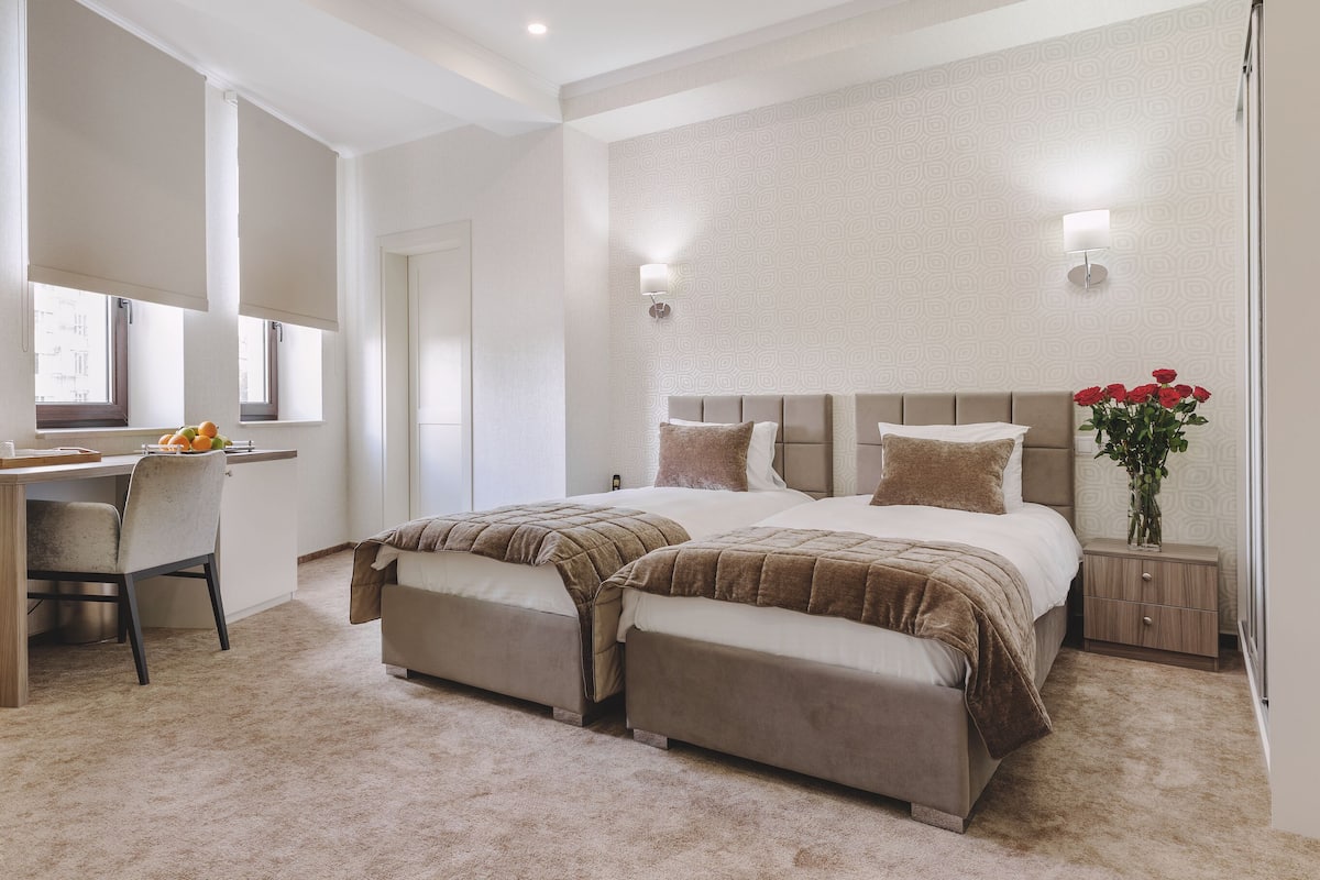 Room, Connecting Rooms | Premium bedding, minibar, in-room safe, individually decorated