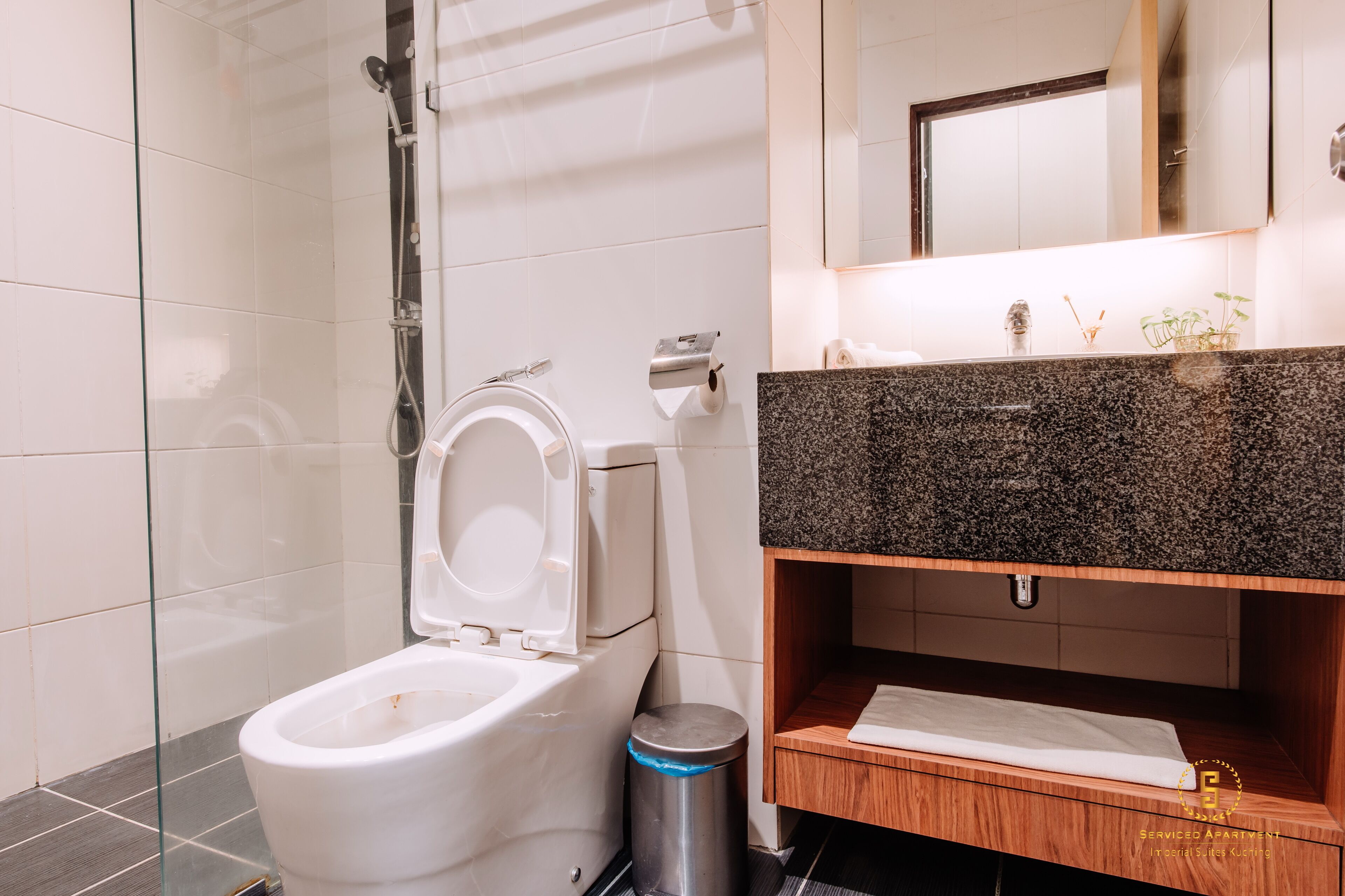 3 bedrooms apartment (imperial) | bathroom