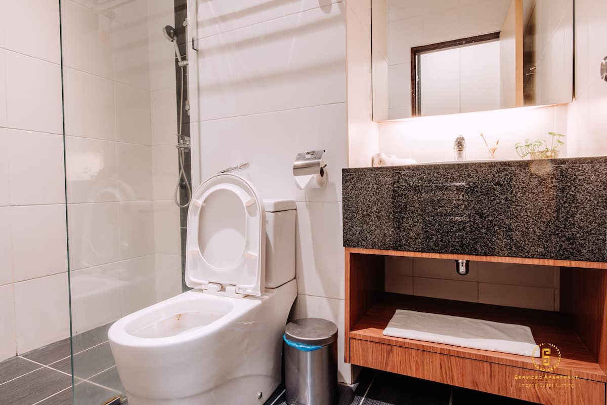 3 bedrooms apartment (imperial) | bathroom