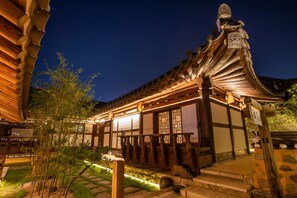 Premium suite (Yeojeon) | Uitzicht vanuit de kamer