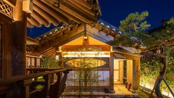 1 chambre, literie de qualité supérieure, matelas mémoire de forme