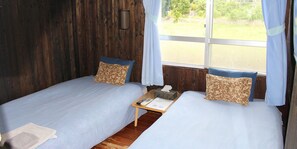 基本單人房, 共用浴室 (Private Room Type B) | 免費無線上網、床單