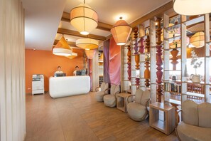 Lobby - Mercure Phuket Patong Journeyhub (Patong)