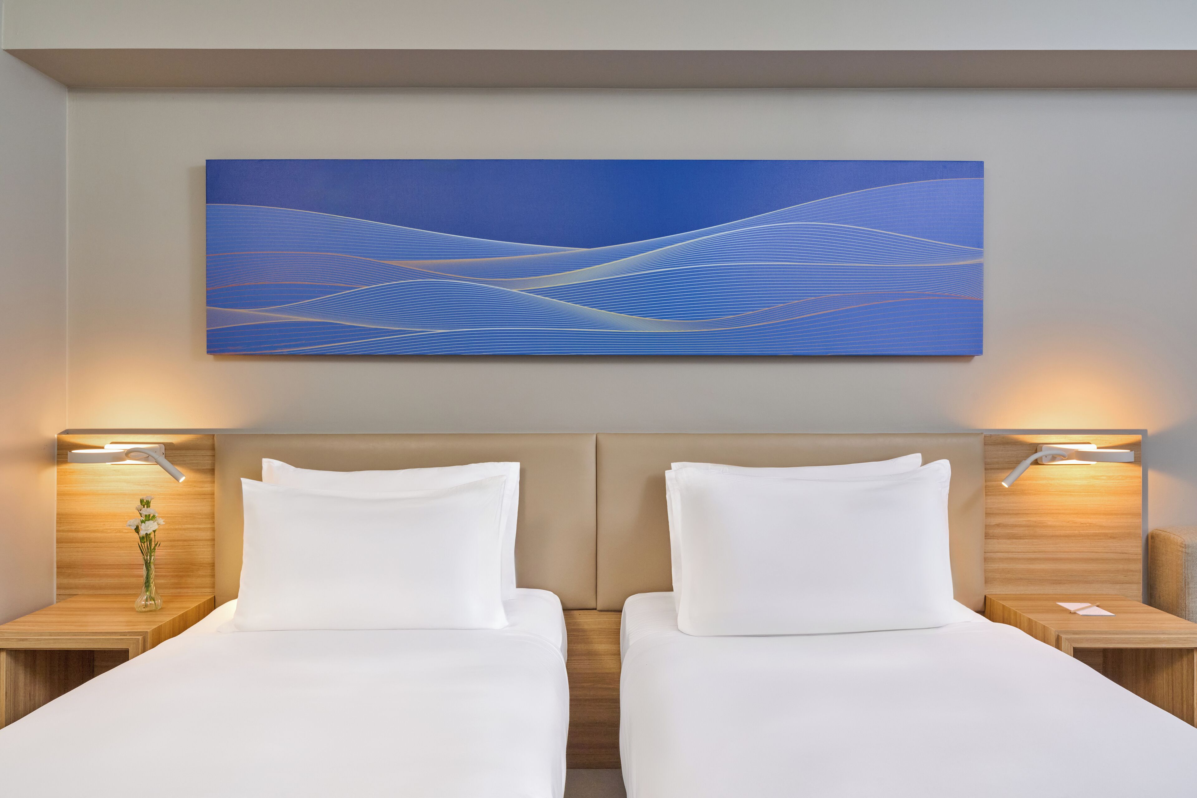 Classic Room, 2 Twin Beds | Minibar, in-room safe, desk, laptop workspace