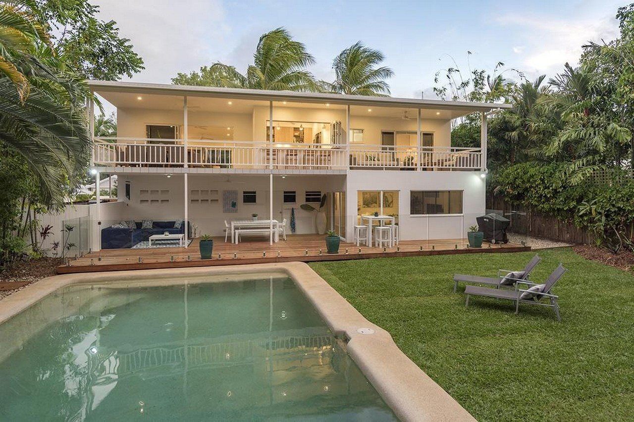 Kolam renang outdoor