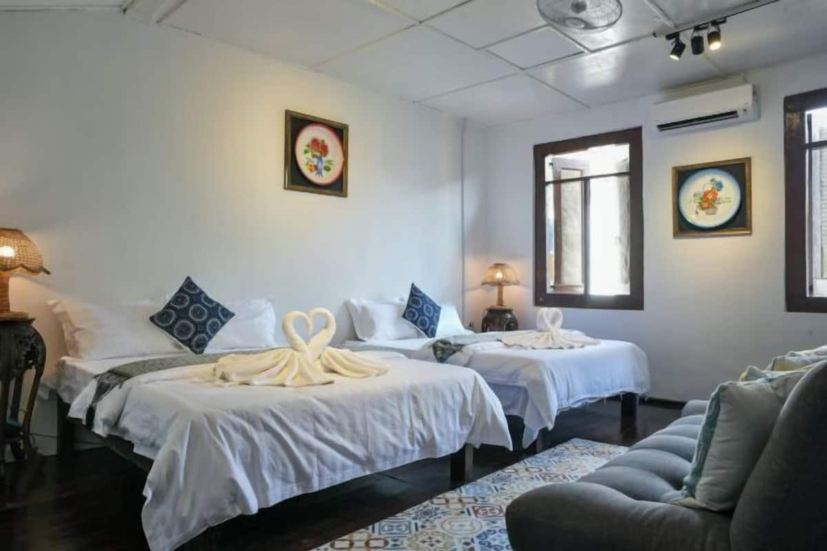 1 bedroom, free WiFi, bed sheets