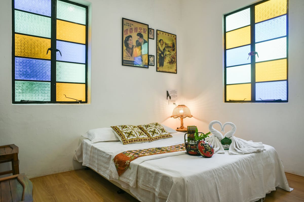 Standard Double Room, Shared Bathroom | Free WiFi, bed sheets