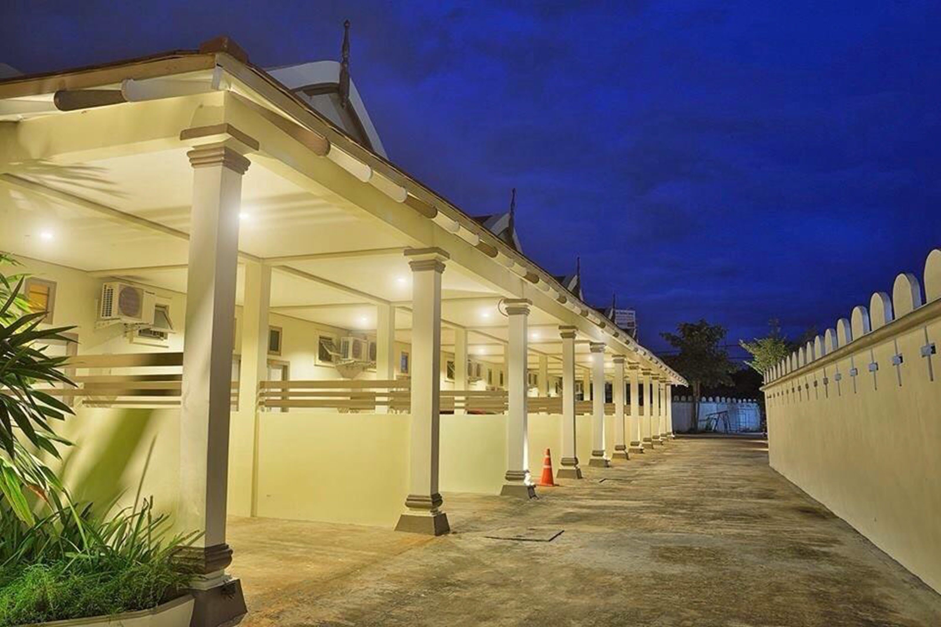 Perincian bahagian luar