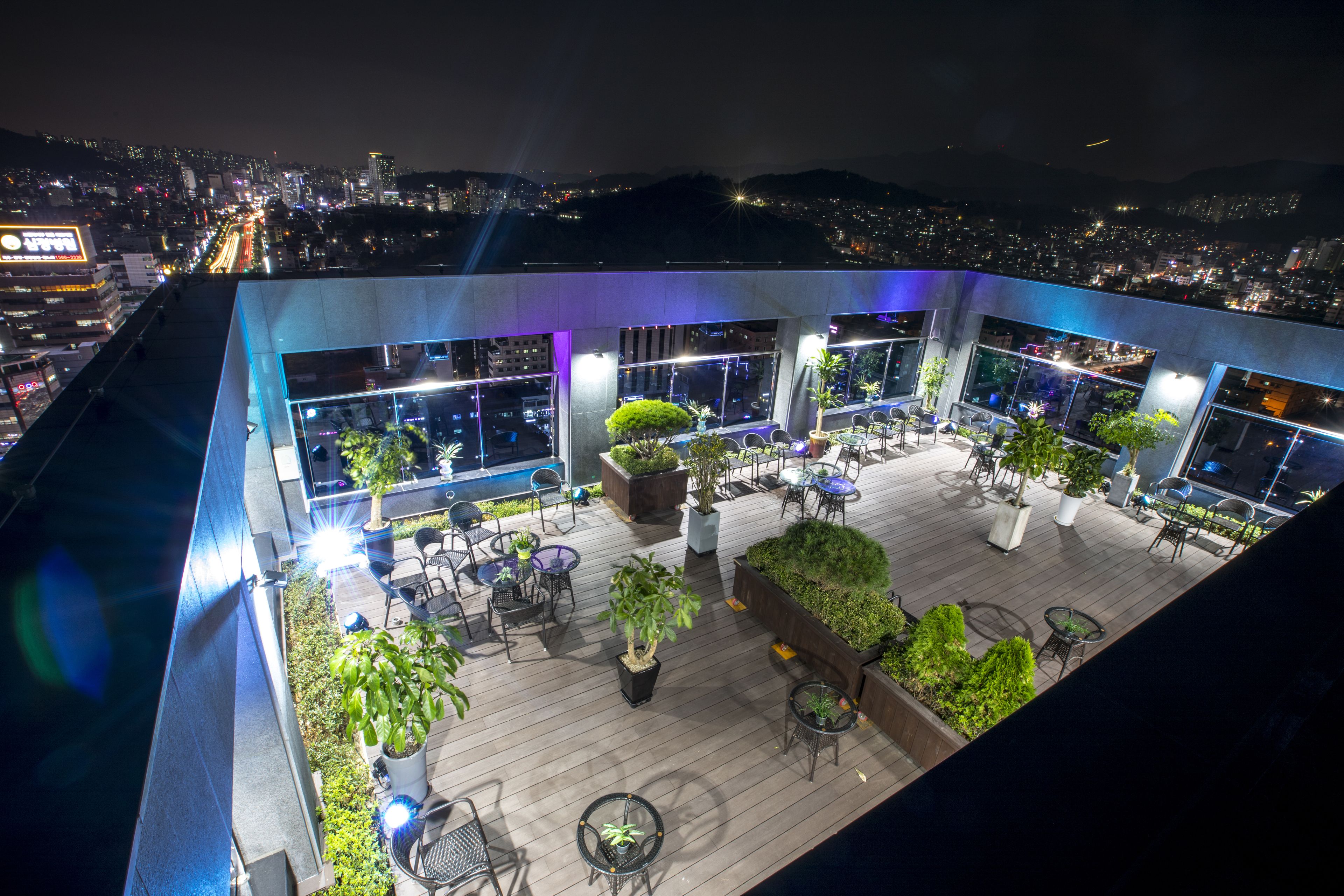 Rooftop bar, alfresco dining, open select days