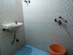 Shower, towels