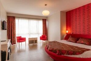 Minibar, in-room safe, desk, free WiFi - Grand Karot Otel (Yalova)