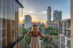 Deluxe Room, Pool View - Arden Hotel and Residence (Pattaya)