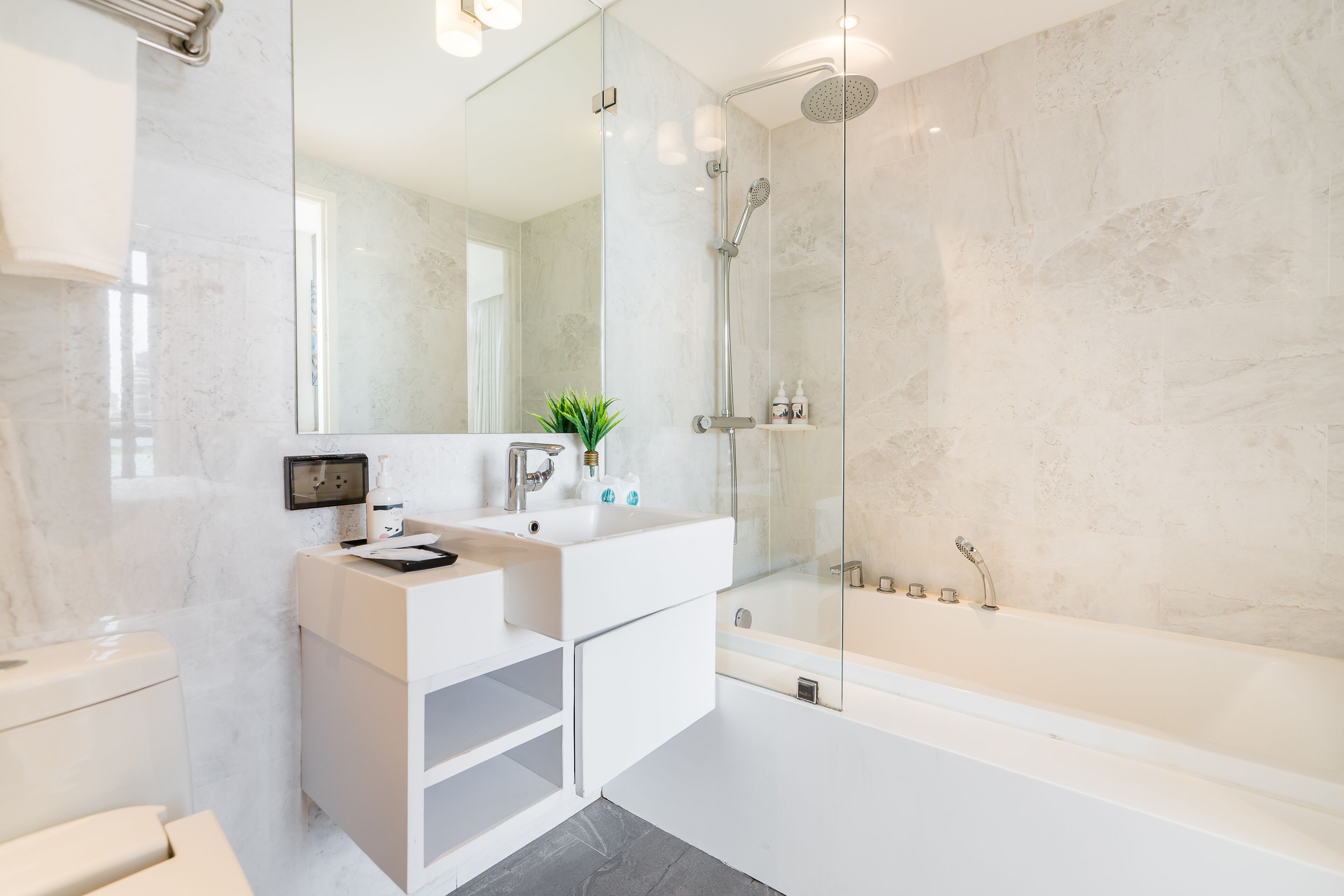 family room | bathroom sink