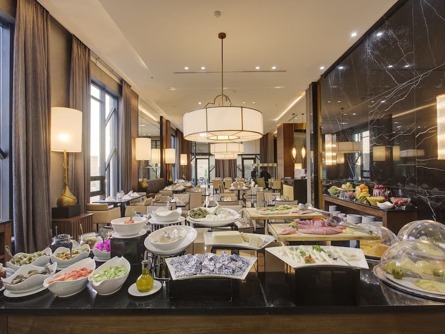 Free daily buffet breakfast