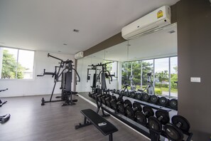 Fitness facility - Maximum Land & House with WiFi (Udon Thani)