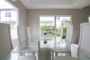 Food and drink - Maximum Land & House with WiFi (Udon Thani)