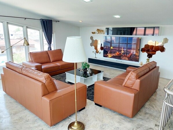 75-inch flat-screen TV with digital channels, TV, Netflix