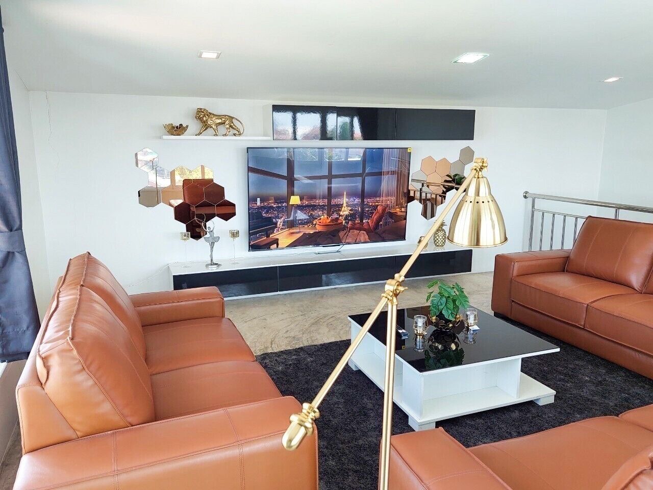 75-inch flat-screen TV with digital channels, TV, Netflix