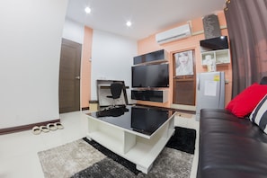 Deluxe Room 1 | Free WiFi - Maximum Luxury Apartment (Udon Thani)