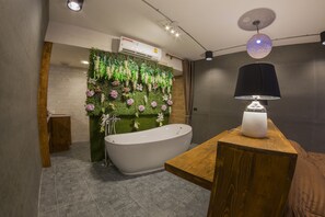 Free WiFi - Maximum Luxury Apartment (Udon Thani)
