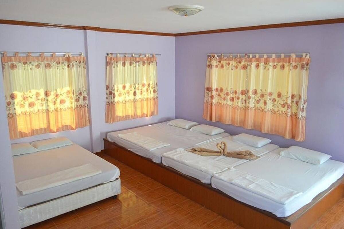 Vila, 1 kamar tidur (7 Pax) | Meja kerja dan seprai linen
