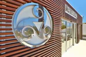 EntrĂ©e de lâhĂ©bergement