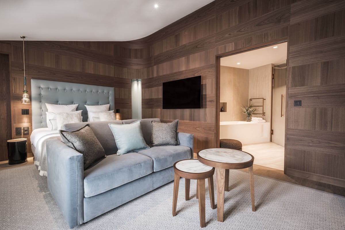 Suite | 1 slaapkamer, luxe beddengoed, een minibar, een kluis op de kamer