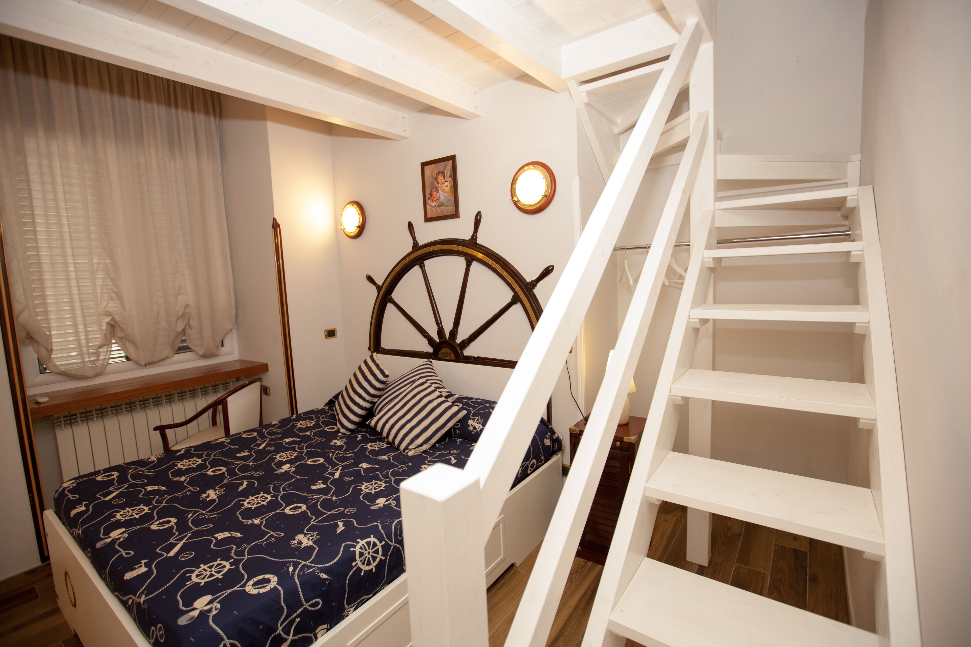 Premium bedding, desk, laptop workspace, free WiFi