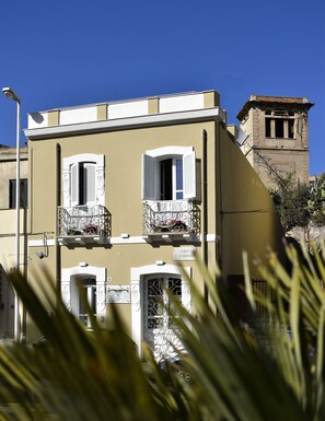 Exterior - Il Villino (Cagliari)