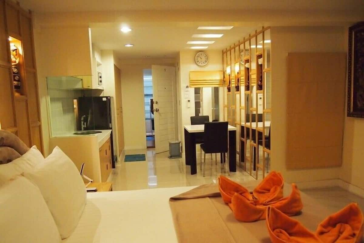 Superior Double Room with Balcony | In-room safe, blackout curtains