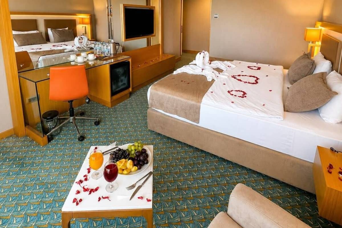 Premium bedding, minibar, in-room safe, desk