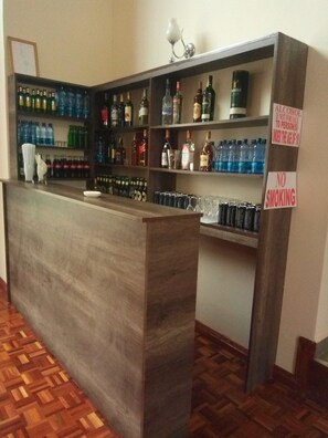 Bar (en la propiedad)