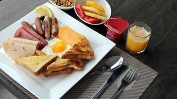 Gratis kontinental frukost varje dag