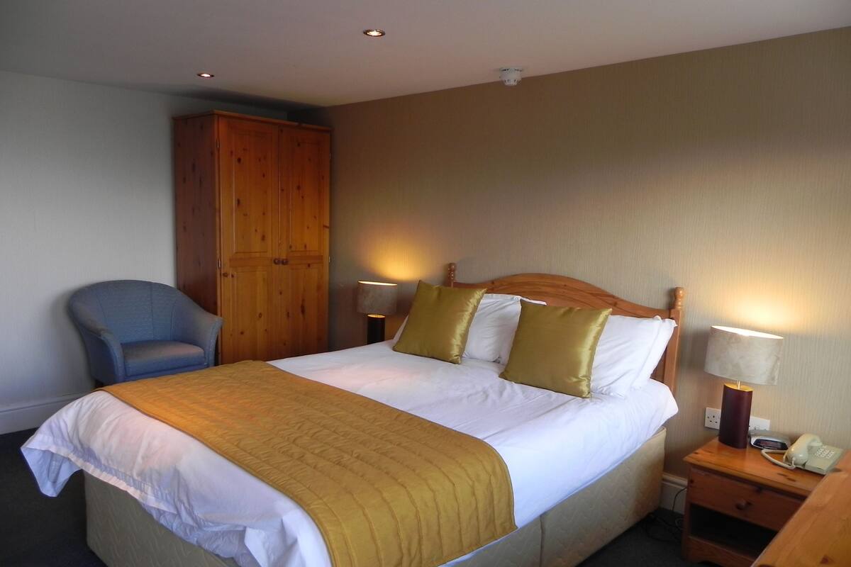 Double Room, Sea View (Annex) | Rollaway beds (surcharge), WiFi (free)