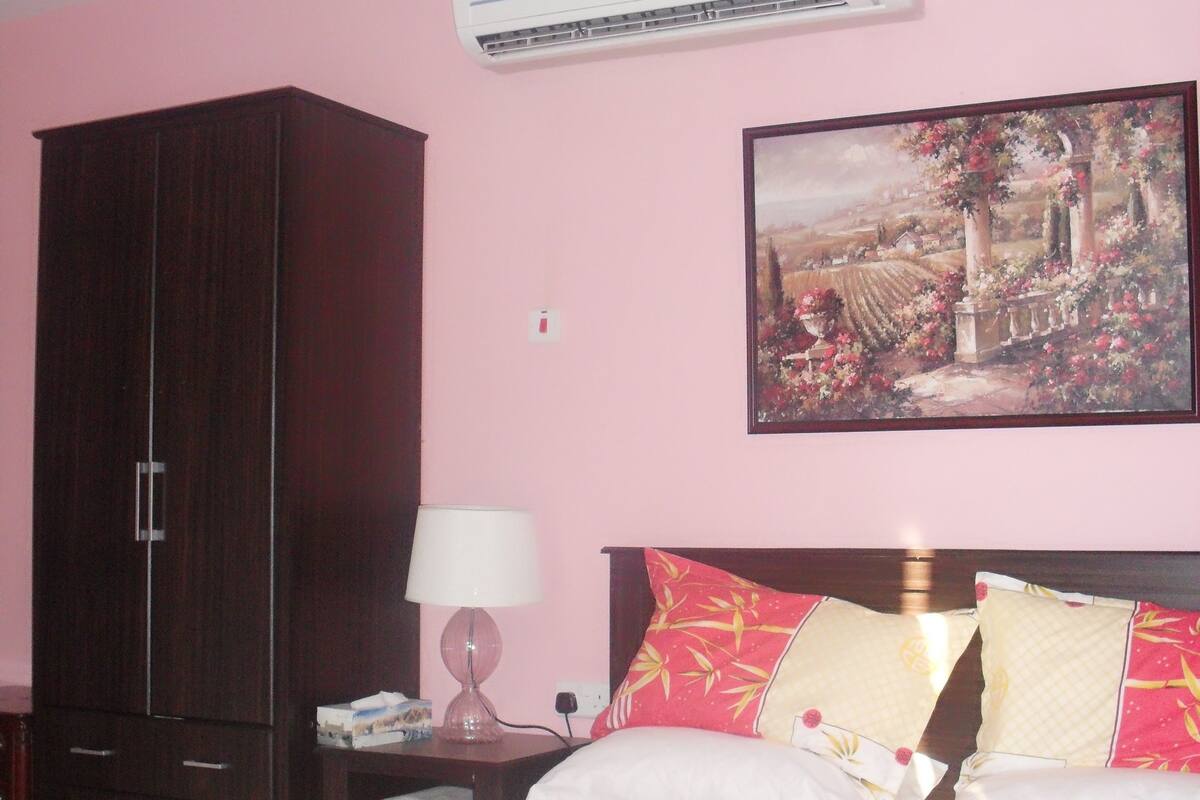 Iron/ironing board, free cots/infant beds, free WiFi