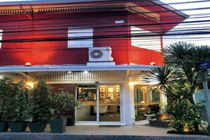 Facciata della struttura