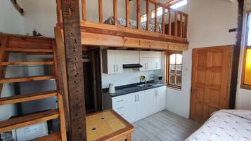 Gallery Loft, Balcony, Courtyard View | Down comforters, blackout drapes, iron/ironing board, free WiFi