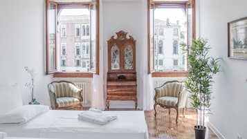 Panoramic Apartment, 2 Bedrooms (Check-in online) | Down comforters, individually furnished, soundproofing