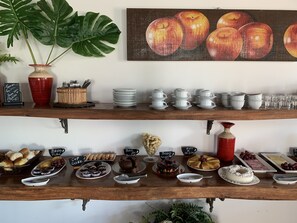Gratis morgenmadsbuffet hver dag
