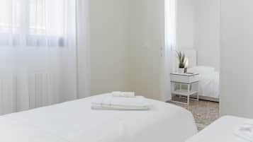 Classic Apartment, 3 Bedrooms (Check-in online) | 3 bedrooms, premium bedding, down comforters, individually furnished