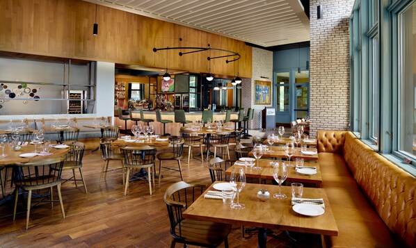 Restaurant - Omni Hotel At The Battery Atlanta (Atlanta)