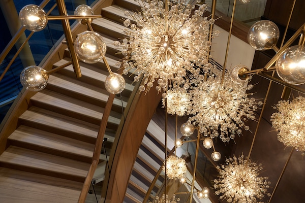 2 barer/lounger och sportbar